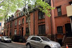 02 Henderson Place Is A Well Preserved Enclave of Victorian-era Houses At East 86 and East End Ave Upper East Side New York City.jpg